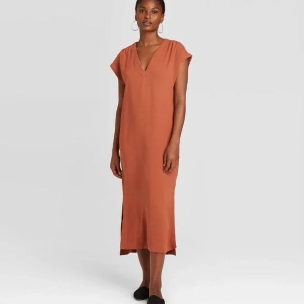 PROLOGUE Midi Short Sleeve Dress w/ side slits - Small, Coral